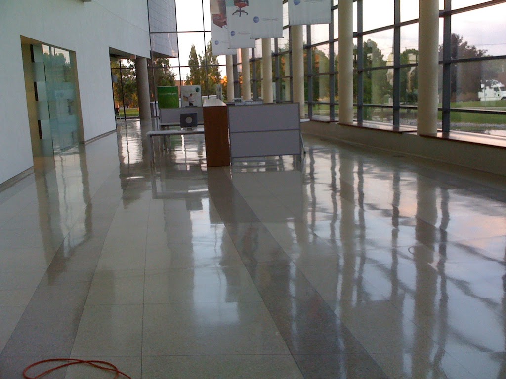 Spotless Building Maintenance | 1063 Flagship Dr, Mississauga, ON L4Y 2J9, Canada | Phone: (905) 279-0001