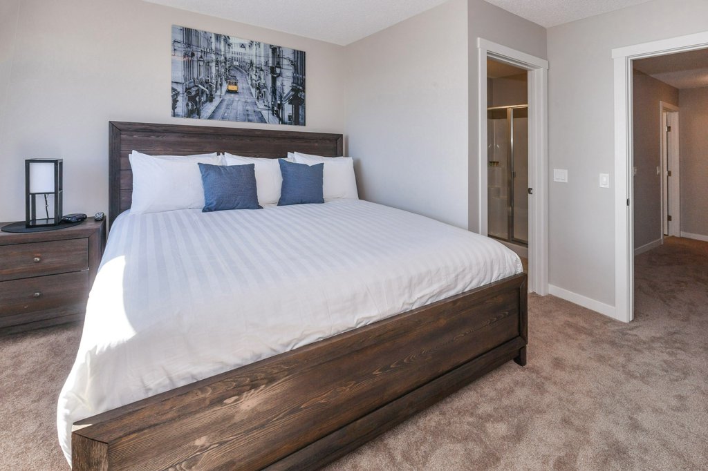 Super Suites Calgary - Diseno | 218 Sherwood Sq NW #1003, Calgary, AB T3R 0Y2, Canada | Phone: (604) 657-9909