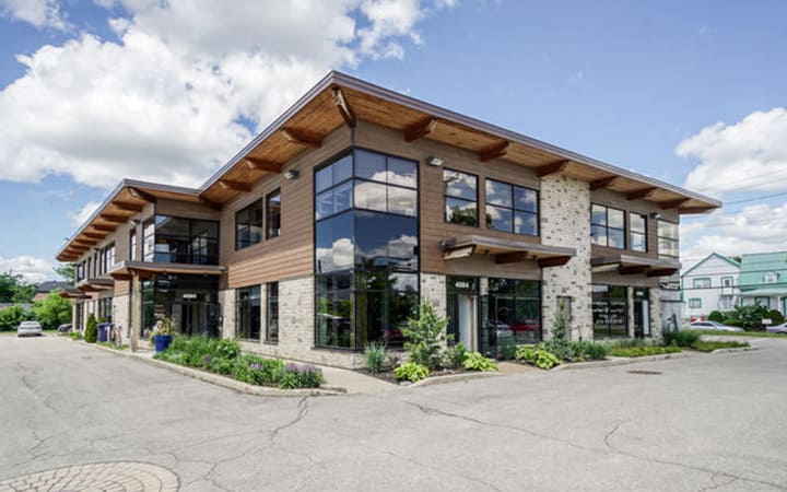MURIELLE POITRAS | 4080 Boul. le Corbusier Suite 203, Laval, QC H7L 5R2, Canada | Phone: (514) 966-2674