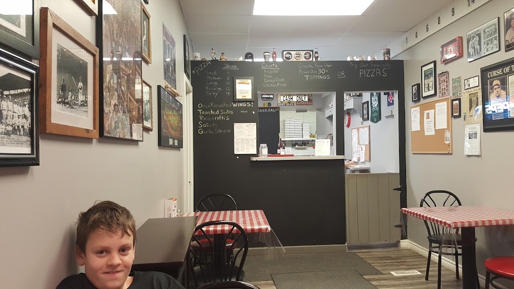 Robertos Pizzeria | 232 High St, Southampton, ON N0H 2L0, Canada | Phone: (519) 797-3787