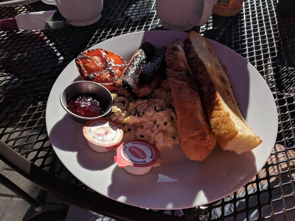 Sheer Bliss Bakery Cafe Ltd | 1001 Gibsons Way, Gibsons, BC V0N 1V7, Canada | Phone: (604) 886-8500