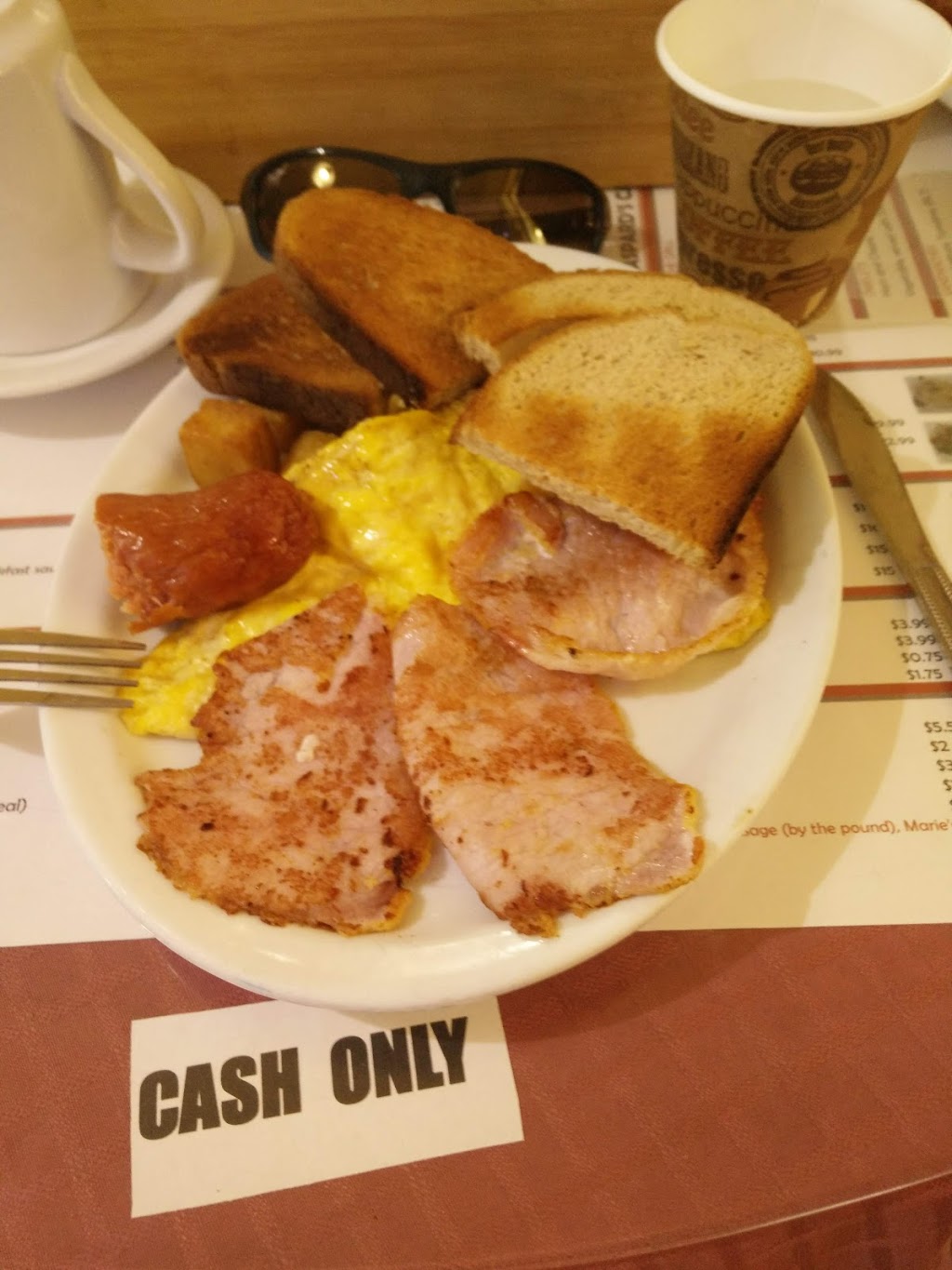 Gaspards Cafe | 399 Erie St S, Leamington, ON N8H 3E6, Canada | Phone: (519) 326-5519