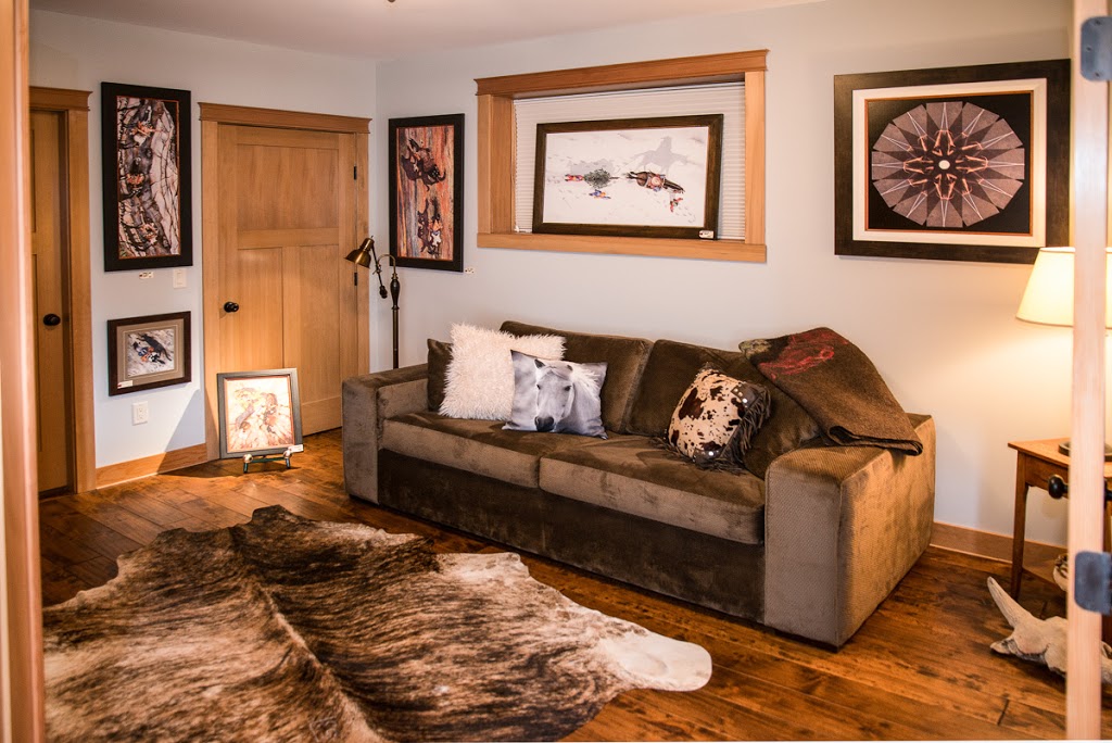The Bear House Studio | 9957 Purcell Dr, Vernon, BC V1B 3M1, Canada | Phone: (250) 549-2072