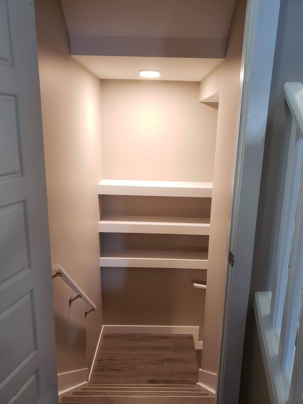 Square Win Basements | 122 Springwood Way, Spruce Grove, AB T7X 0S7, Canada | Phone: (587) 988-8780