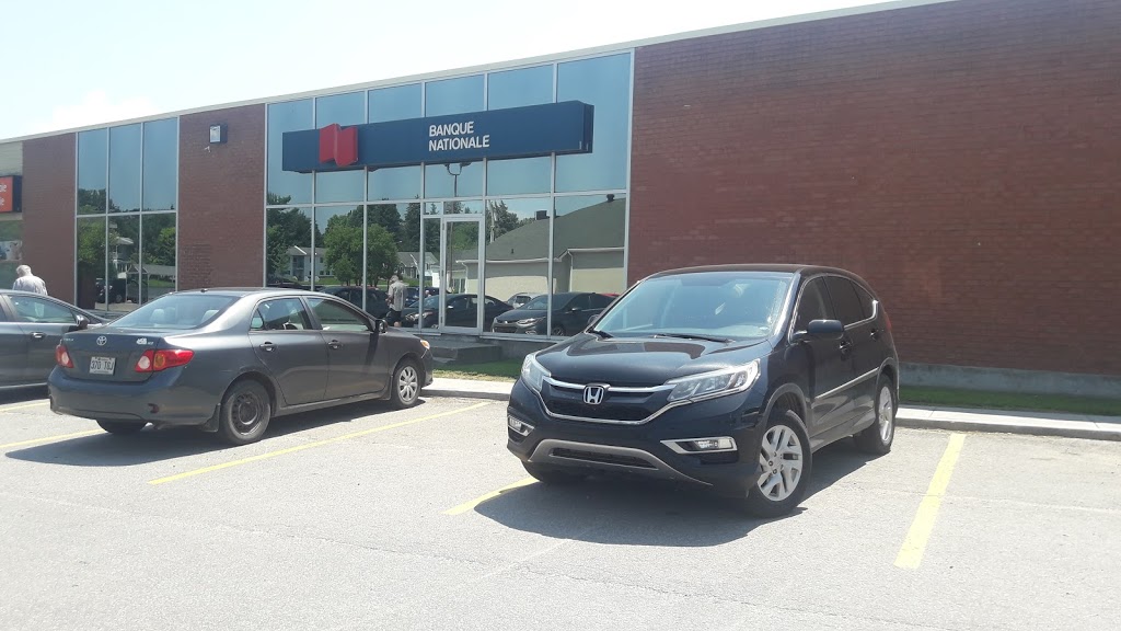 Banque Nationale | 110 Rue Principale, Saint-André-Avellin, QC J0V 1W0, Canada | Phone: (819) 983-7317