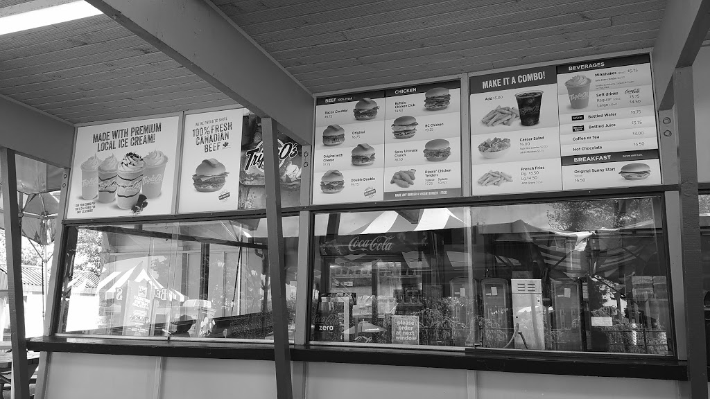 Triple Os PNE | 2901 E Hastings St, Vancouver, BC V5K 4W3, Canada | Phone: (604) 253-2311