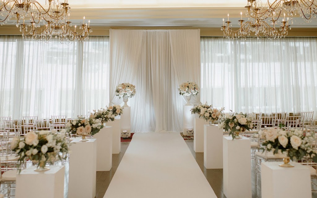 Vancouver Wedding Planning, Flowers, Decor - Paradise Events | 5491 Regent St #304, Burnaby, BC V5C 4H4, Canada | Phone: (604) 687-6200
