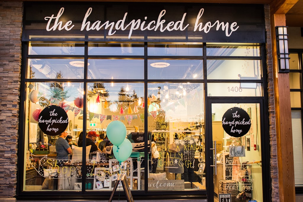 The Handpicked Home | 1406 Johnston Rd, White Rock, BC V4B 3Z5, Canada | Phone: (778) 291-4663