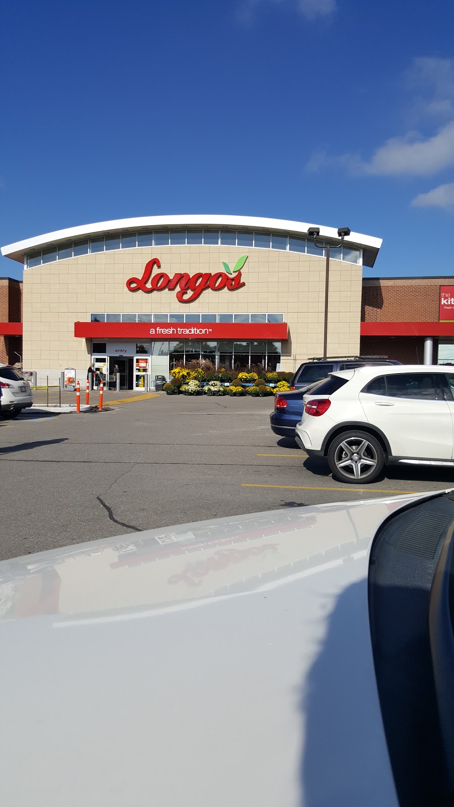 Longos Winston Churchill | 3163 Winston Churchill Blvd, Mississauga, ON L5L 2W1, Canada | Phone: (905) 828-0008