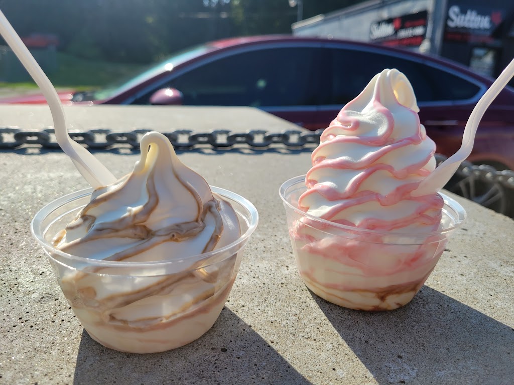Frosty Freeze | 498 Berford St, Wiarton, ON N0H 2T0, Canada | Phone: (519) 534-5613