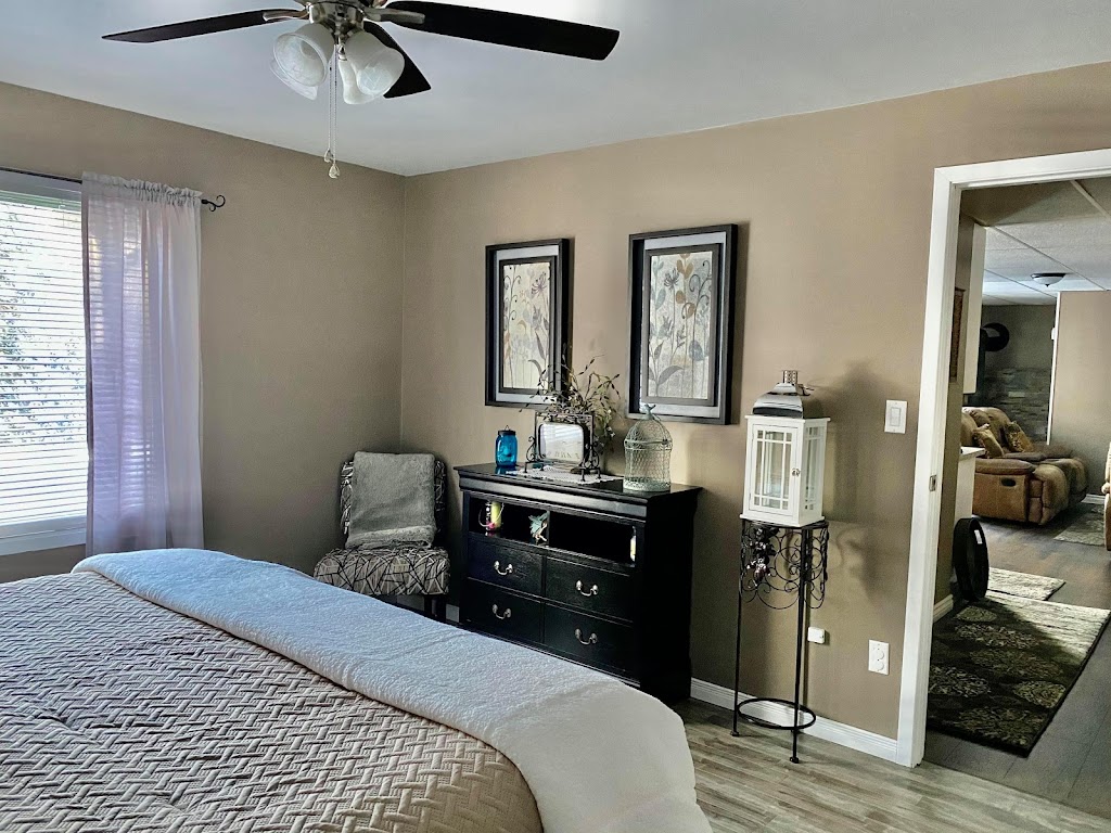 Suite in the Bush | 373 Old LAmable Rd, Bancroft, ON K0L 1C0, Canada | Phone: (613) 334-8671