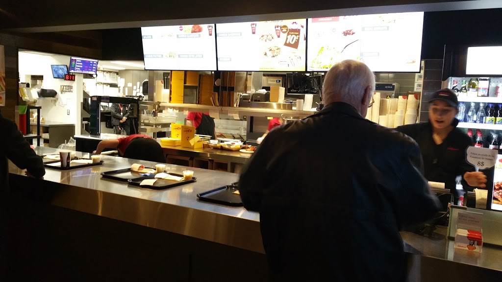 St-Hubert Express | 700 Rue Saint-Isidore, Saint-Lin - Laurentides, QC J5M 2V2, Canada | Phone: (450) 302-1696