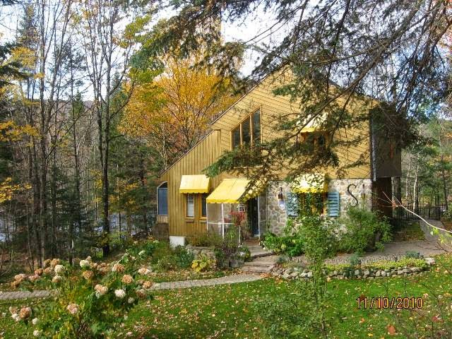 Gite La Jeanne Claire | 303 5e Av, Saint-Gabriel-de-Valcartier, QC G0A 4S0, Canada | Phone: (418) 848-3093