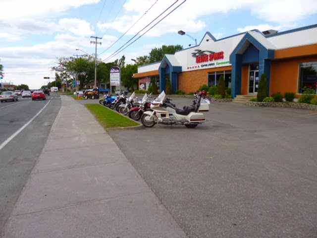 Beauce Sports Inc | 610 Boulevard Vachon S, Sainte-Marie, QC G6E 1Y2, Canada | Phone: (888) 711-0929