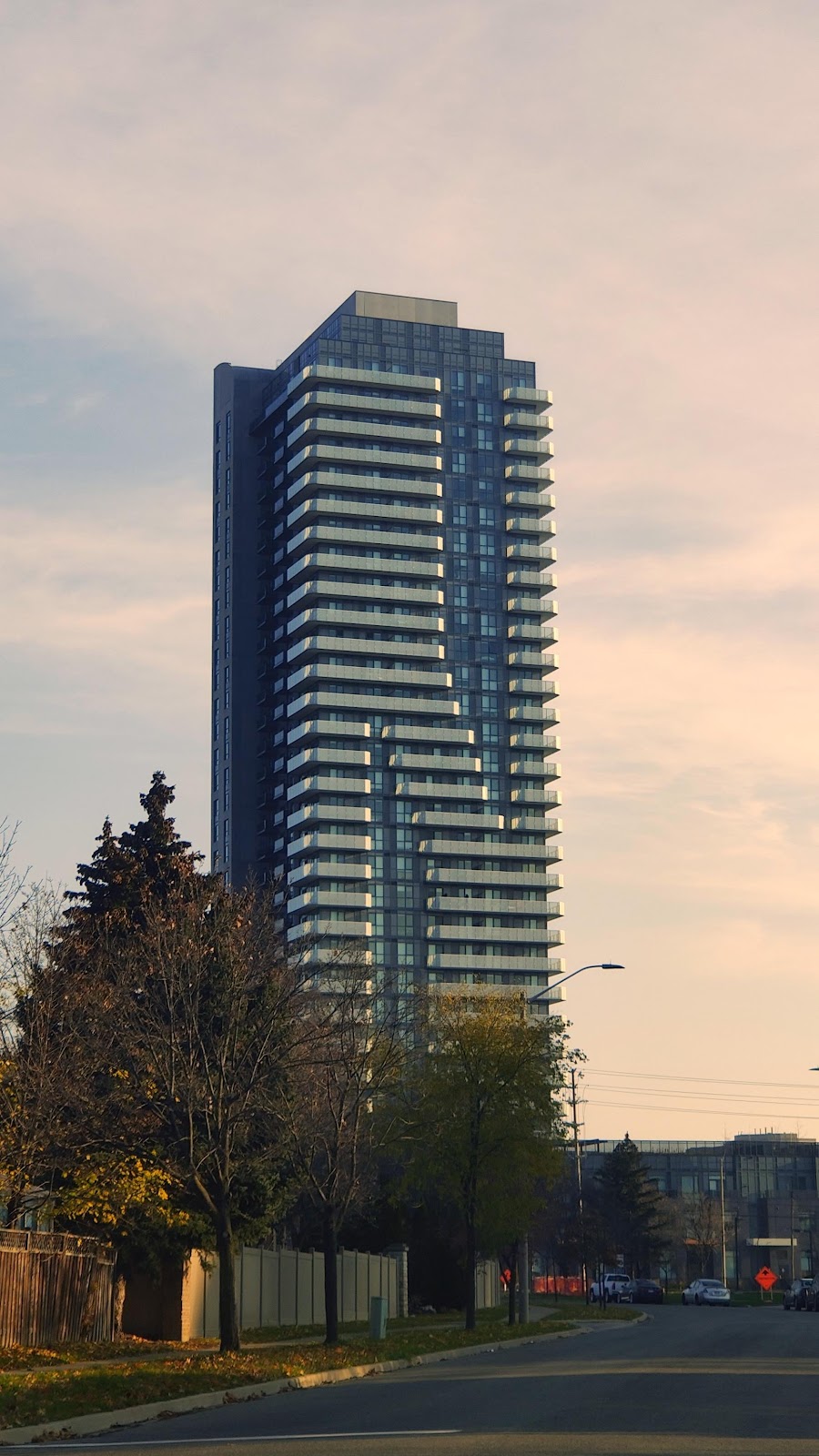 Mississauga Square Residences | 8 Nahani Way, Mississauga, ON L4Z 0C6, Canada | Phone: (905) 232-3455