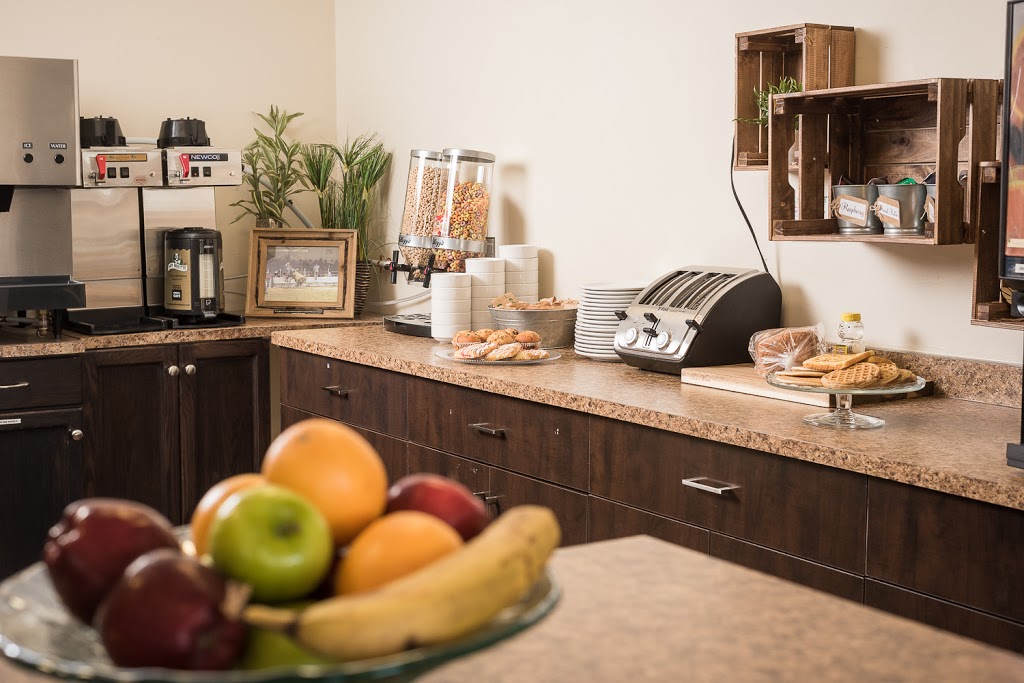 Heartland Hotel | 5702 47 Ave, Lamont, AB T0B 2R0, Canada | Phone: (780) 579-2001