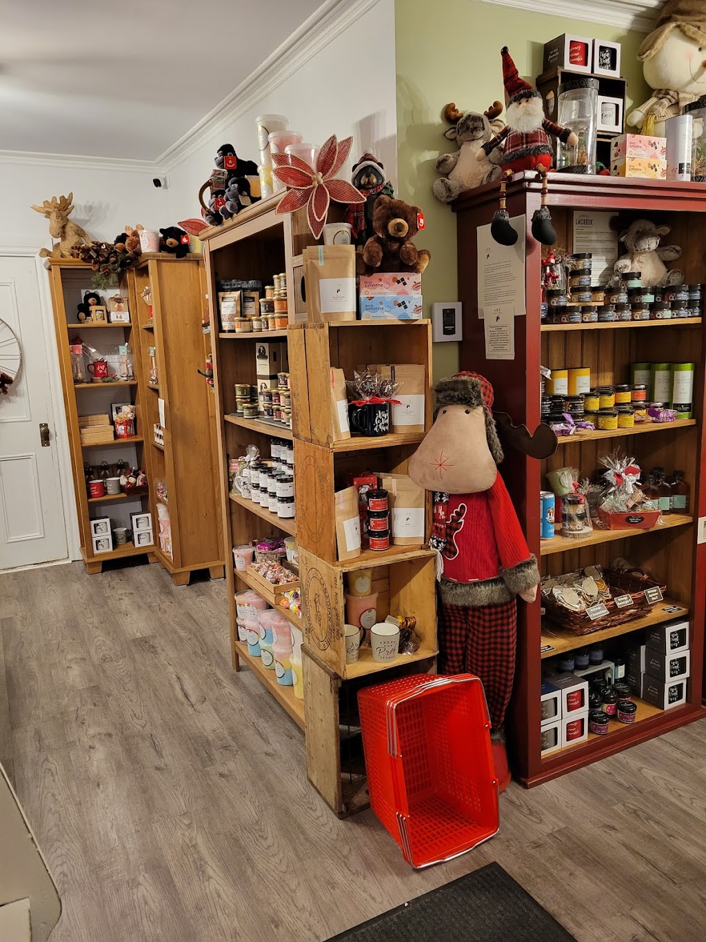 Stéphane Buteau chocolatier | 250 Rue Brassard, Saint-Michel-des-Saints, QC J0K 3B0, Canada | Phone: (450) 833-1866