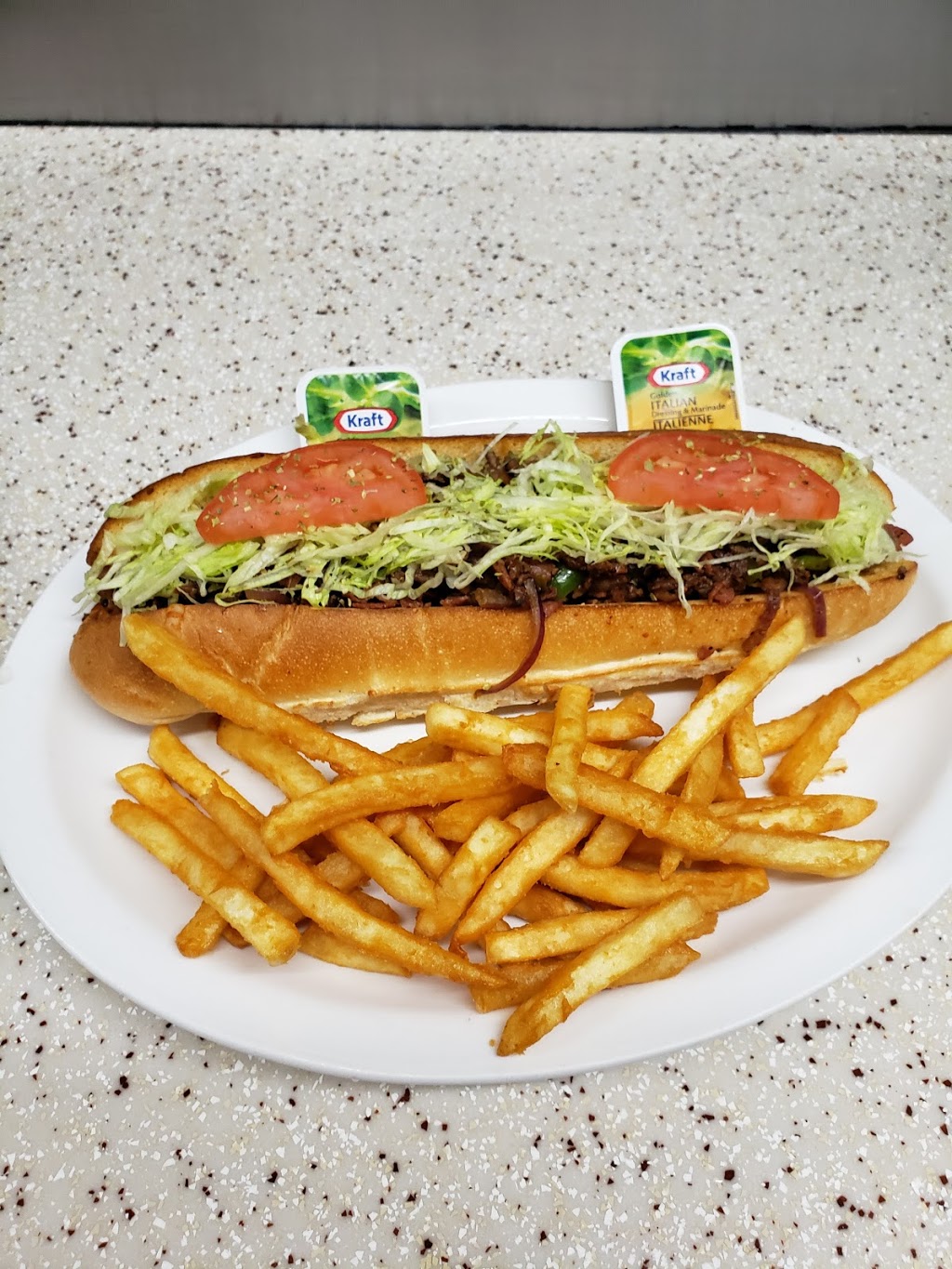 Resto St Calixte | 5798 QC-335, Saint-Calixte, QC J0K 1Z0, Canada | Phone: (450) 222-2000