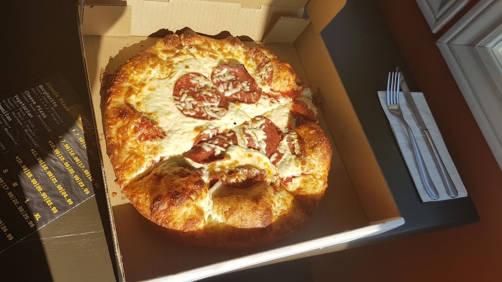Prime Burger & Pizzeria | 1039 Limoges Rd, Limoges, ON K0A 2M0, Canada | Phone: (613) 370-2266