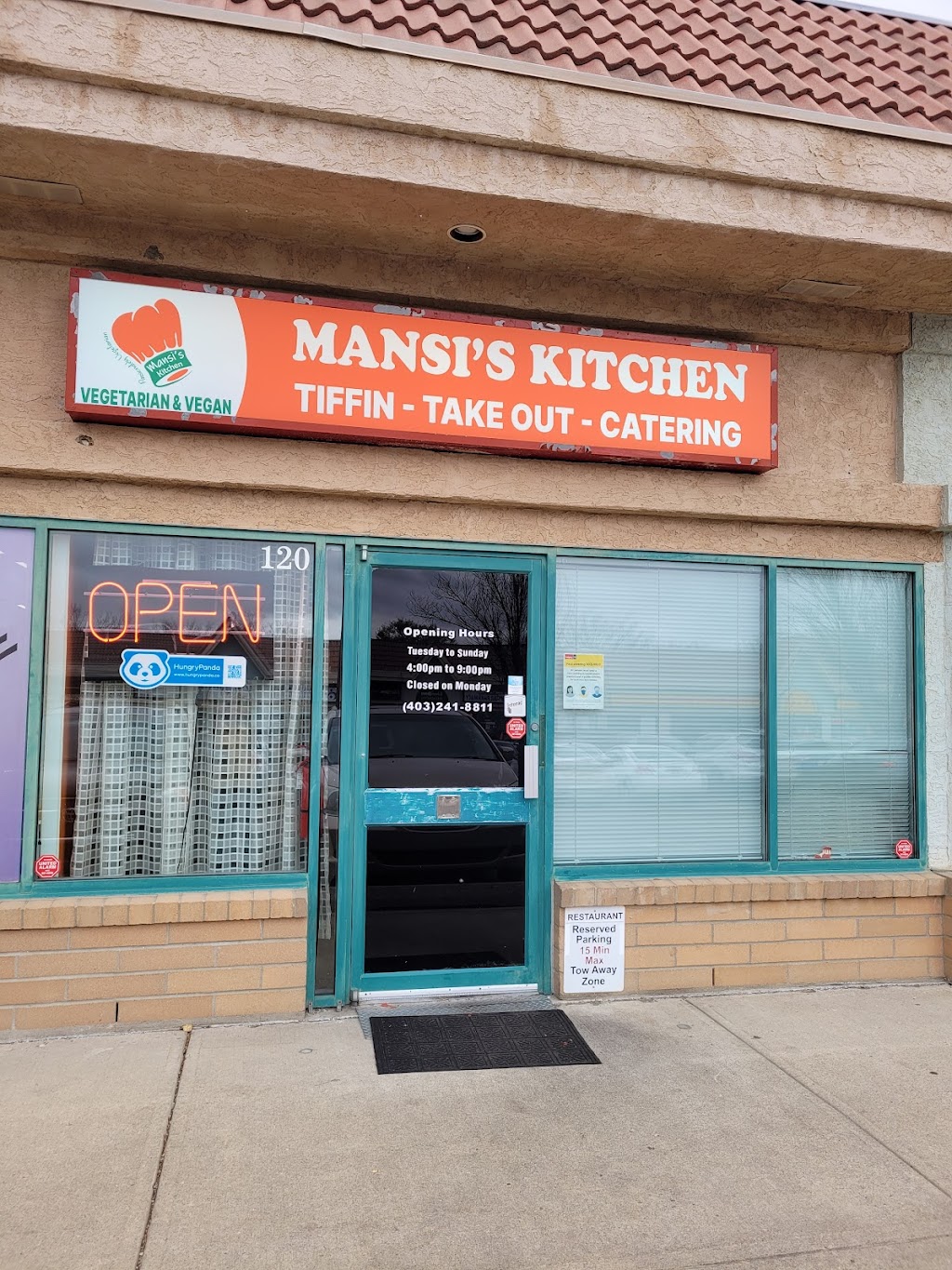 Mansis Kitchen | lodging | 45 Edenwold Dr NW UNIT 120, Calgary, AB T3N 1B6, Canada | 5874352564 OR +1 587-435-2564