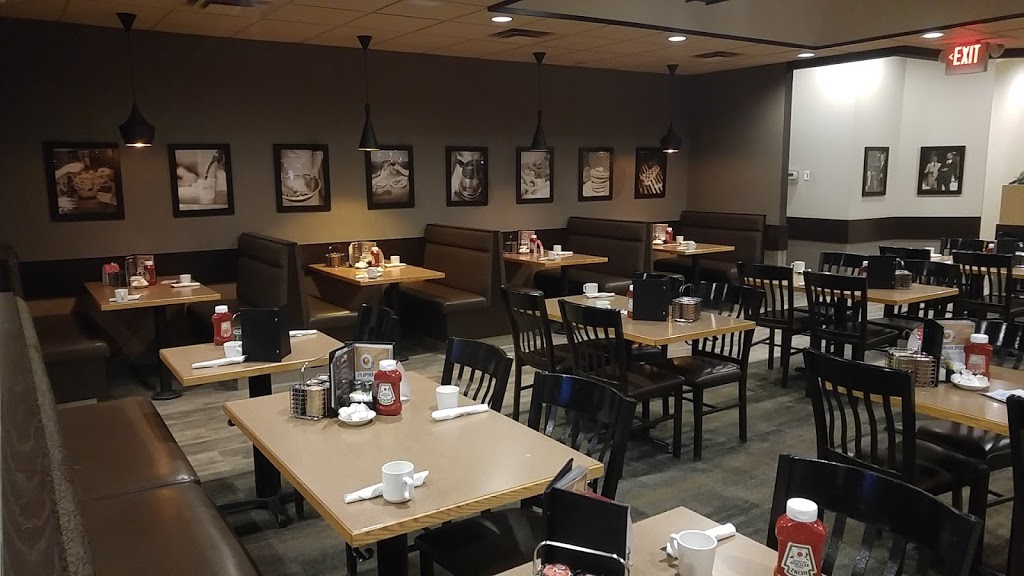 Smittys | 150 Meadowood Dr a, Winnipeg, MB R2M 5L7, Canada | Phone: (204) 256-1242