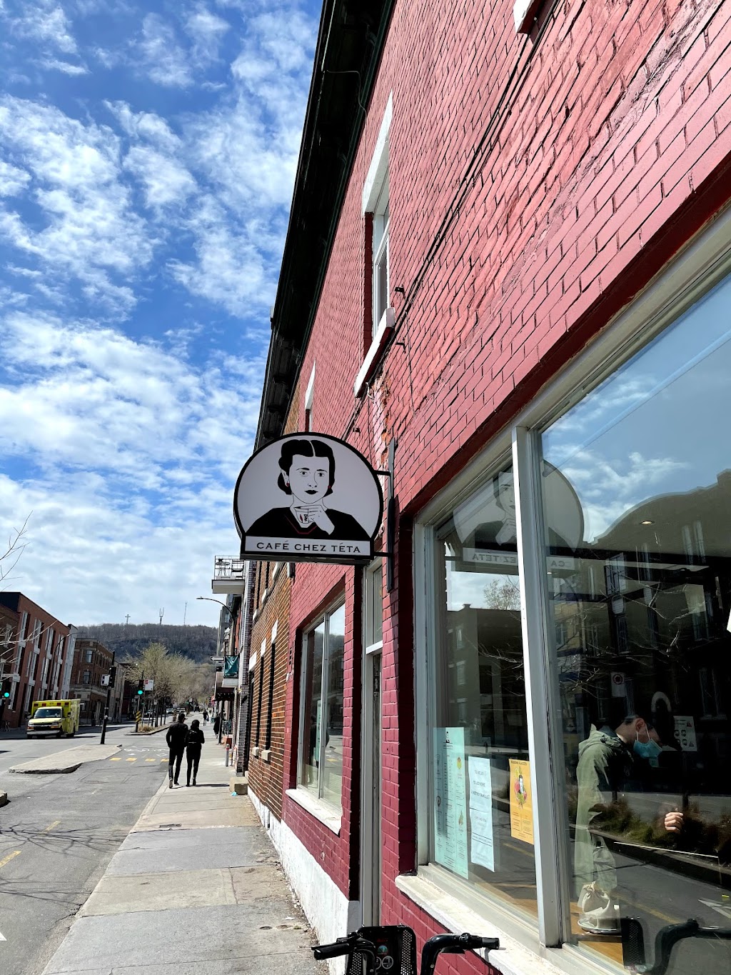 Café chez Téta | 227 Rue Rachel E, Montréal, QC H2W 1E4, Canada | Phone: (514) 845-5776