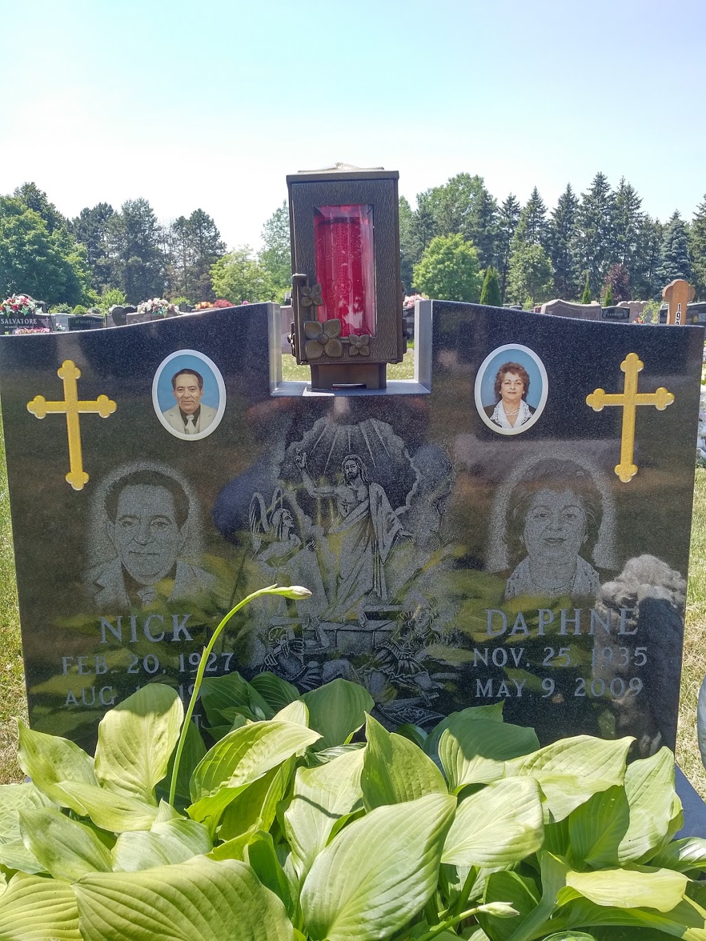 Fairview Cemetery | 4501 Stanley Ave, Niagara Falls, ON L2E 2E8, Canada | Phone: (905) 354-4721