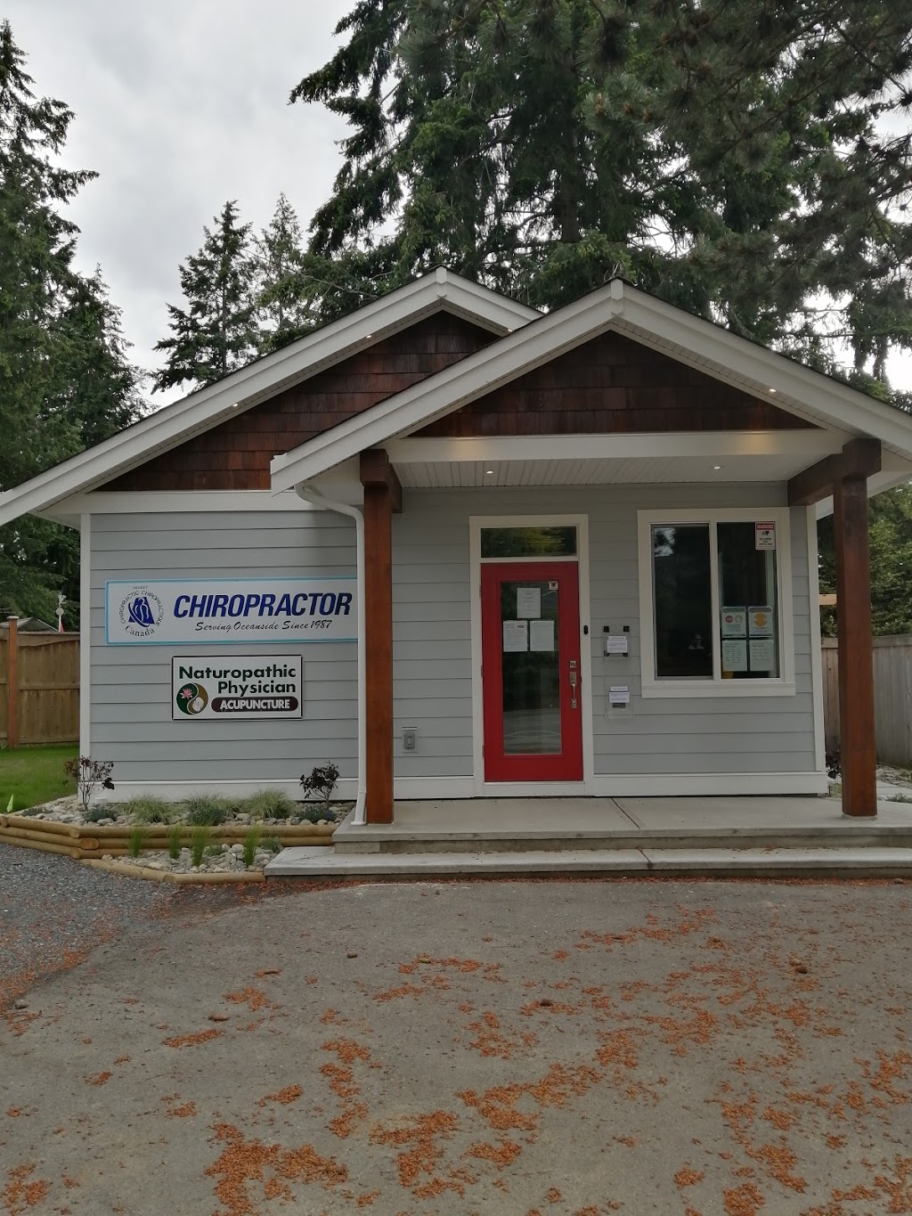 Dr. Larry Smith DC | 673 Temple St, Parksville, BC V9P 1A9, Canada | Phone: (250) 248-6333