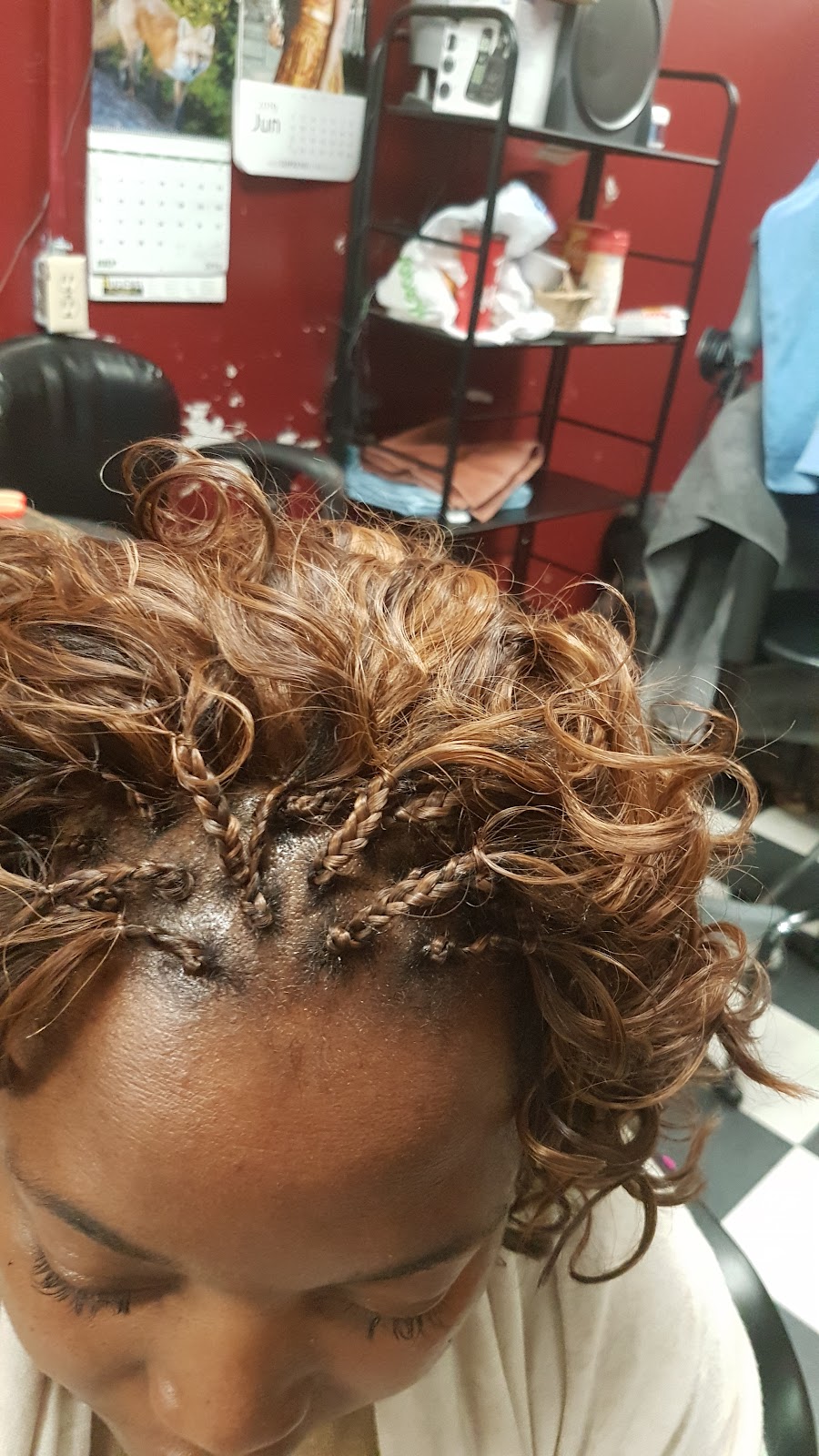 Kariatabeauty and hair extensions salon | rockyview County, 260300 Writing Creek Cres J1, rockyview County, AB T4A 0X8, Canada | Phone: (403) 474-5141