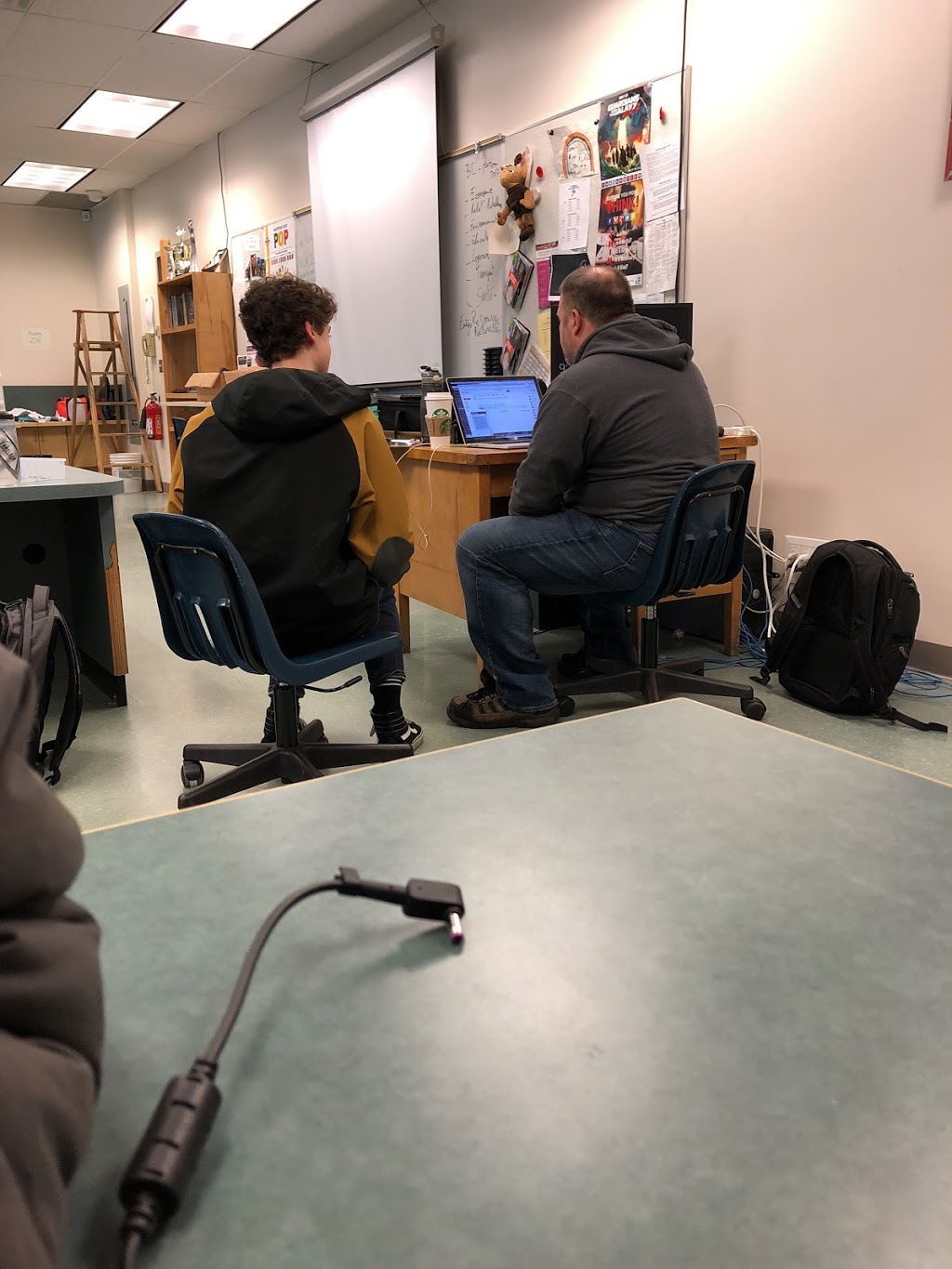 École Secondaire Dr Charles Best | 2525 Como Lake Ave, Coquitlam, BC V3J 3R8, Canada | Phone: (604) 461-5581