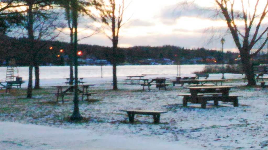 Residences Et Ctr Communataire | 201 Rue Claude-Bilodeau, Lac-Etchemin, QC G0R 1S0, Canada | Phone: (418) 625-2599