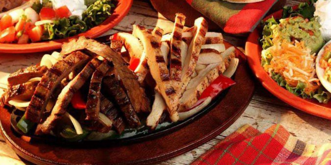 TEXAS LONGHORN | 1077 N Service Rd, Mississauga, ON L4Y 1E1, Canada | Phone: (905) 275-7200