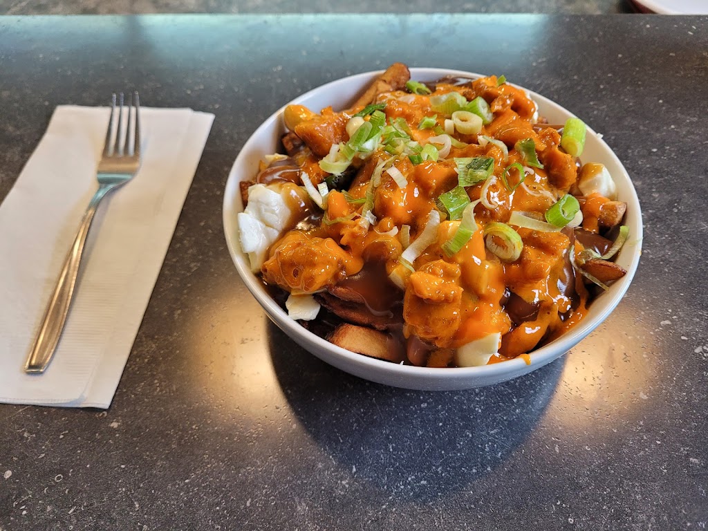 Paskoya Resto-Traiteur | 552 Chem. des Patriotes, Saint-Denis-sur-Richelieu, QC J0H 1K0, Canada | Phone: (450) 787-2565