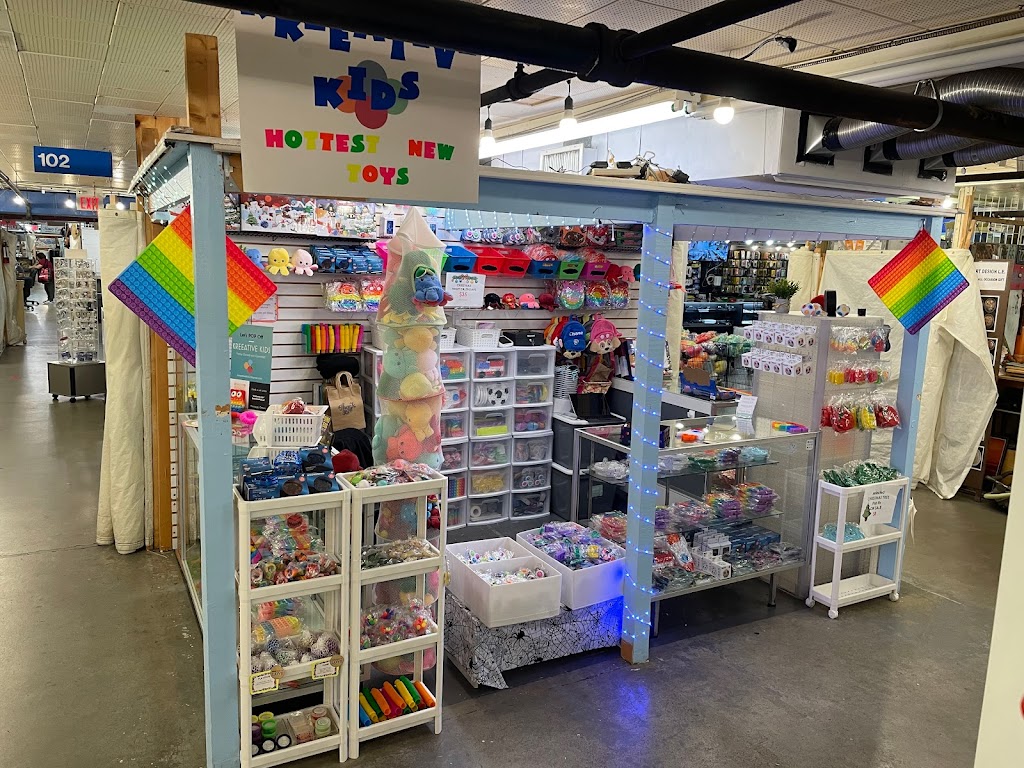 Kreeative Kids | Fantastic Flea Market, 1250 S Service Rd, Mississauga, ON L5E 1V4, Canada | Phone: (647) 268-2680