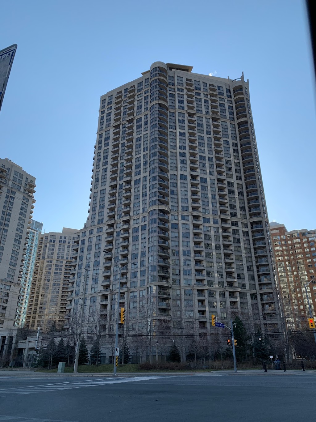 Ovation Condos 3880 and, 3888 Duke of York Blvd, Mississauga, ON L5B