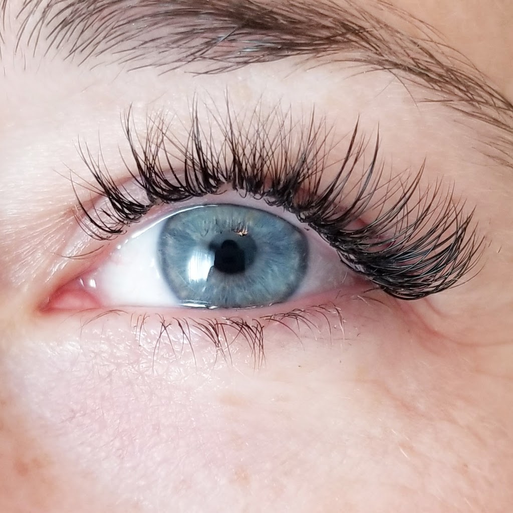 Eyela lash studio | 53 Mallard Marsh Crescent, Richmond Hill, ON L4E 4M3, Canada | Phone: (647) 921-4717