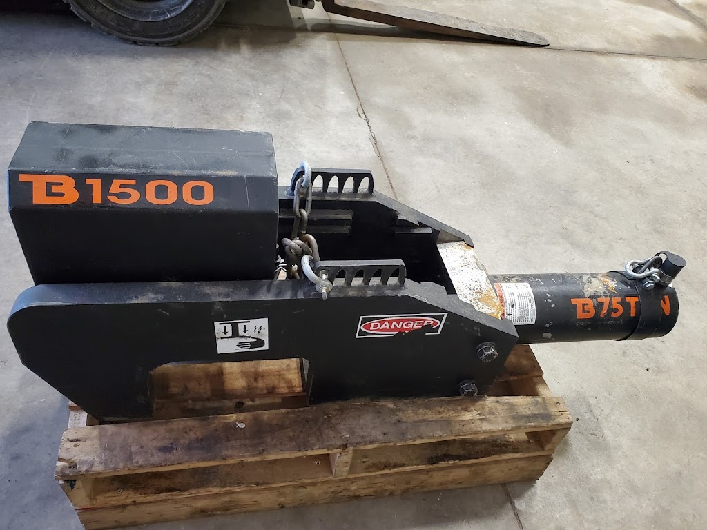 Hamilton Tractor Corp - Heavy Equipment Repairs | 1425 Hwy 56, Caledonia, ON N3W 1T1, Canada | Phone: (289) 442-0701