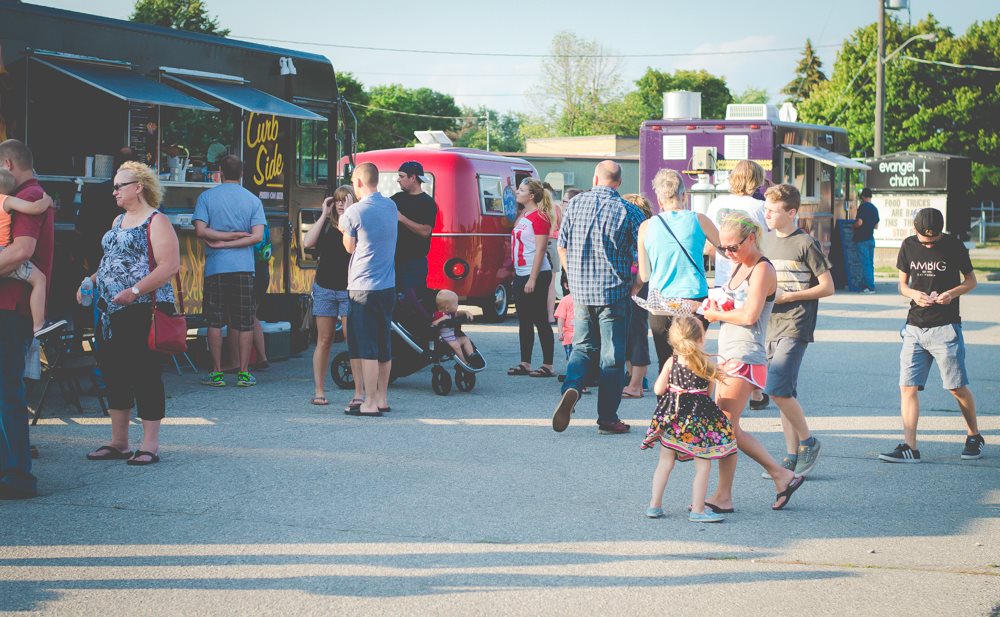 Curbside Foods Mobile Kitchen And Special Events Food Truck | 68 Rita Ave, Hamilton, ON L8W 1M5, Canada | Phone: (905) 870-6083