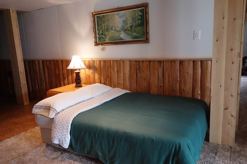 Nest in the Forest Bed & Breakfast | 1571 Douro 1st Line, Lakefield, ON K0L 2H0, Canada | Phone: (705) 957-2522