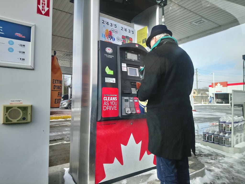 Petro-Canada | 835 Wellington Rd, London, ON N6C 4R5, Canada | Phone: (519) 686-4401