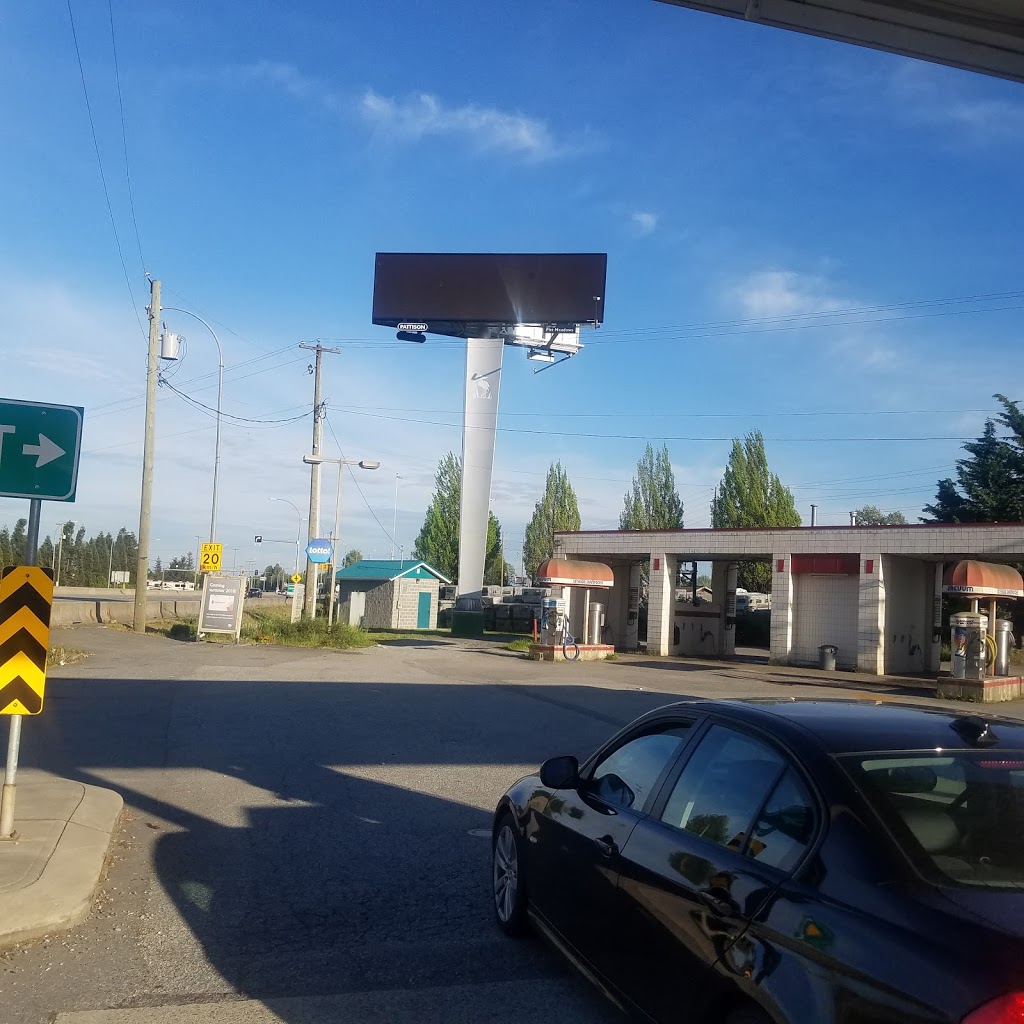 Esso | 17998 Lougheed Hwy, Pitt Meadows, BC V3Y 1Z1, Canada | Phone: (604) 465-5822