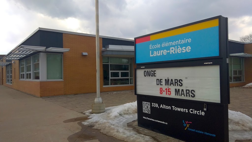 Elementary School Laure-Rièse - 339 Alton Towers Cir, Scarborough, ON ...