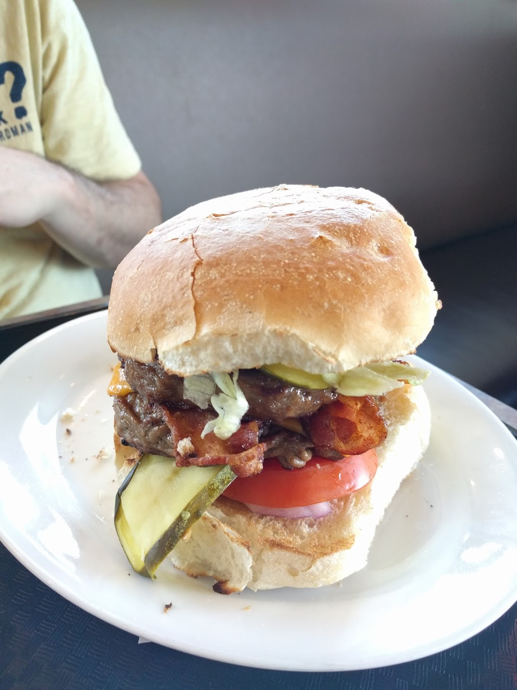 ZETS Restaurant | 6445 Airport Rd, Mississauga, ON L4V 1E4, Canada | Phone: (905) 678-1114