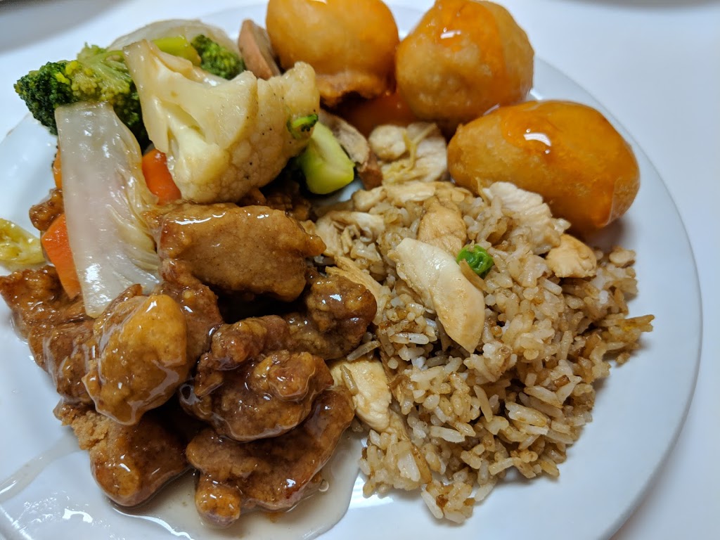 Ste. Anne Chinese Restaurant | 555 Traverse Rd, Ste. Anne, MB R5H 1B5, Canada | Phone: (204) 422-9345