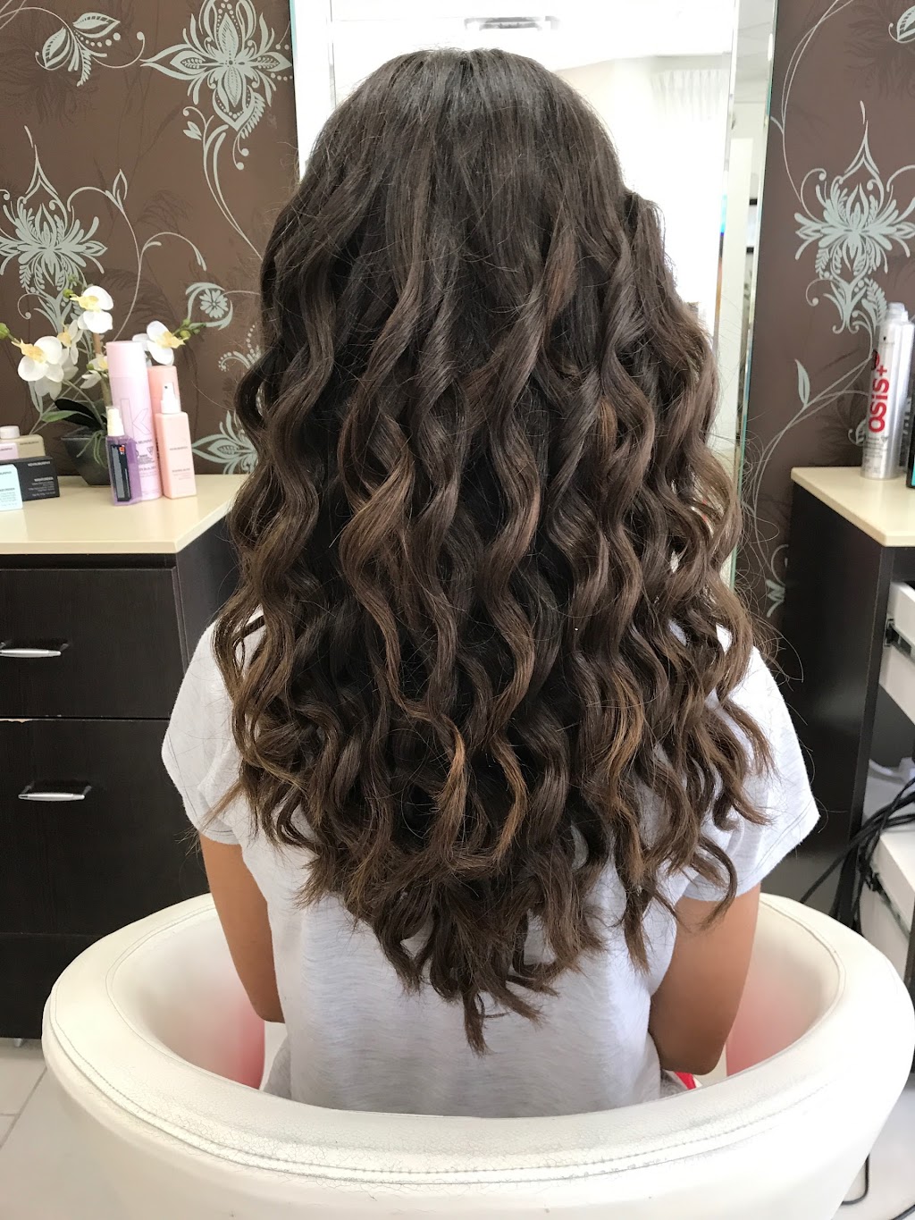 Zeeba Salon & Spa | 14961 Yonge St, Aurora, ON L4G 1M5, Canada | Phone: (905) 727-8222