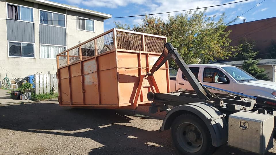 BIG BINZ 4 U LTD. | 230 23020 Twp Rd 522, Sherwood Park, AB T8B 1G9, Canada | Phone: (780) 850-3867