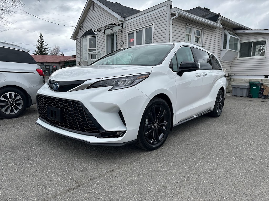 Car Request | 2901 Bank St, Gloucester, ON K1T 1N4, Canada | Phone: (613) 762-1000