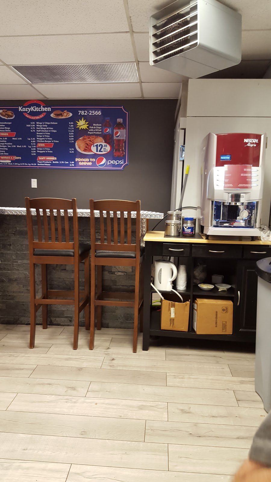 Kozy Kitchen | 1354 Topsail Rd, Paradise, NL A1L 1H6, Canada | Phone: (709) 782-2566