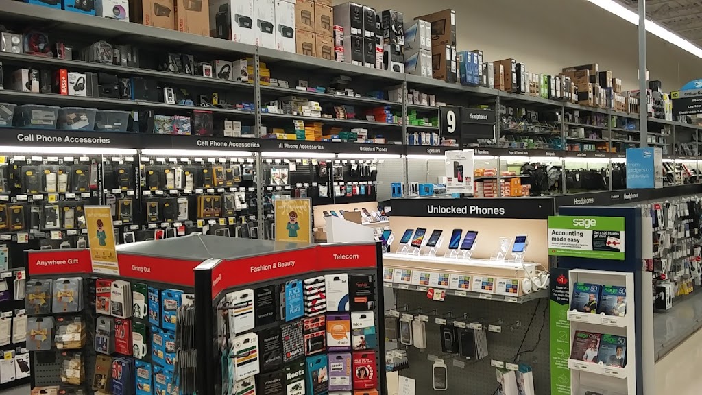 Staples Oshawa Centre | 410 Gibb St, Oshawa, ON L1J 0B2, Canada | Phone: (905) 404-4392