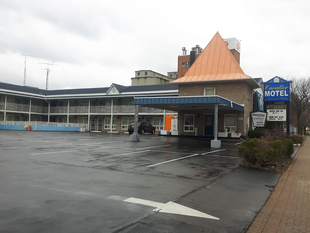 Cavalier Motel | 5100 Centre St, Niagara Falls, ON L2G 3P2, Canada | Phone: (289) 296-3636
